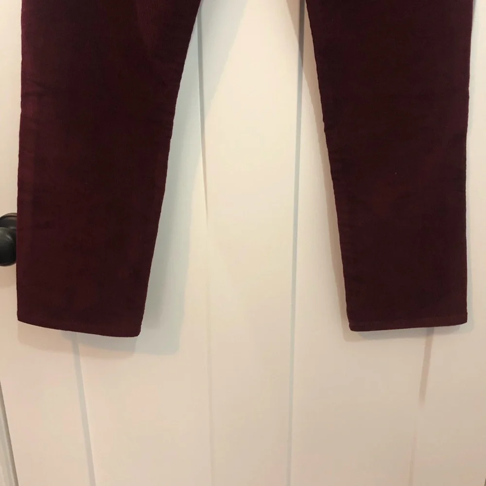 Levi's Corduroy Pants Womens Size 24 Wedgie Straight Burgundy Red Button Fly - Picture 7 of 14